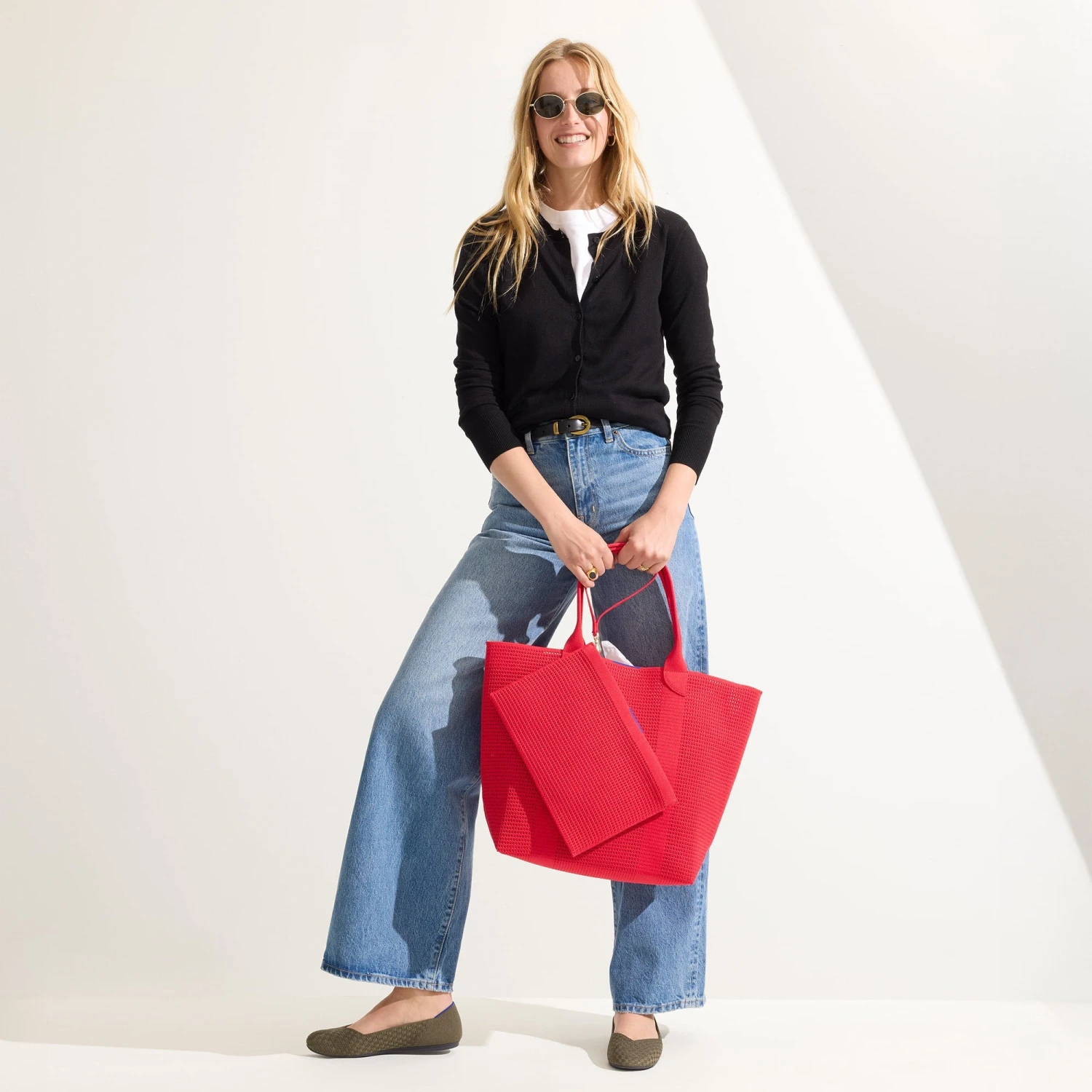 Rothy's The Wristlet - Lollipop Perf 4 Rothy's The Wristlet - Lollipop Perf - Image 4