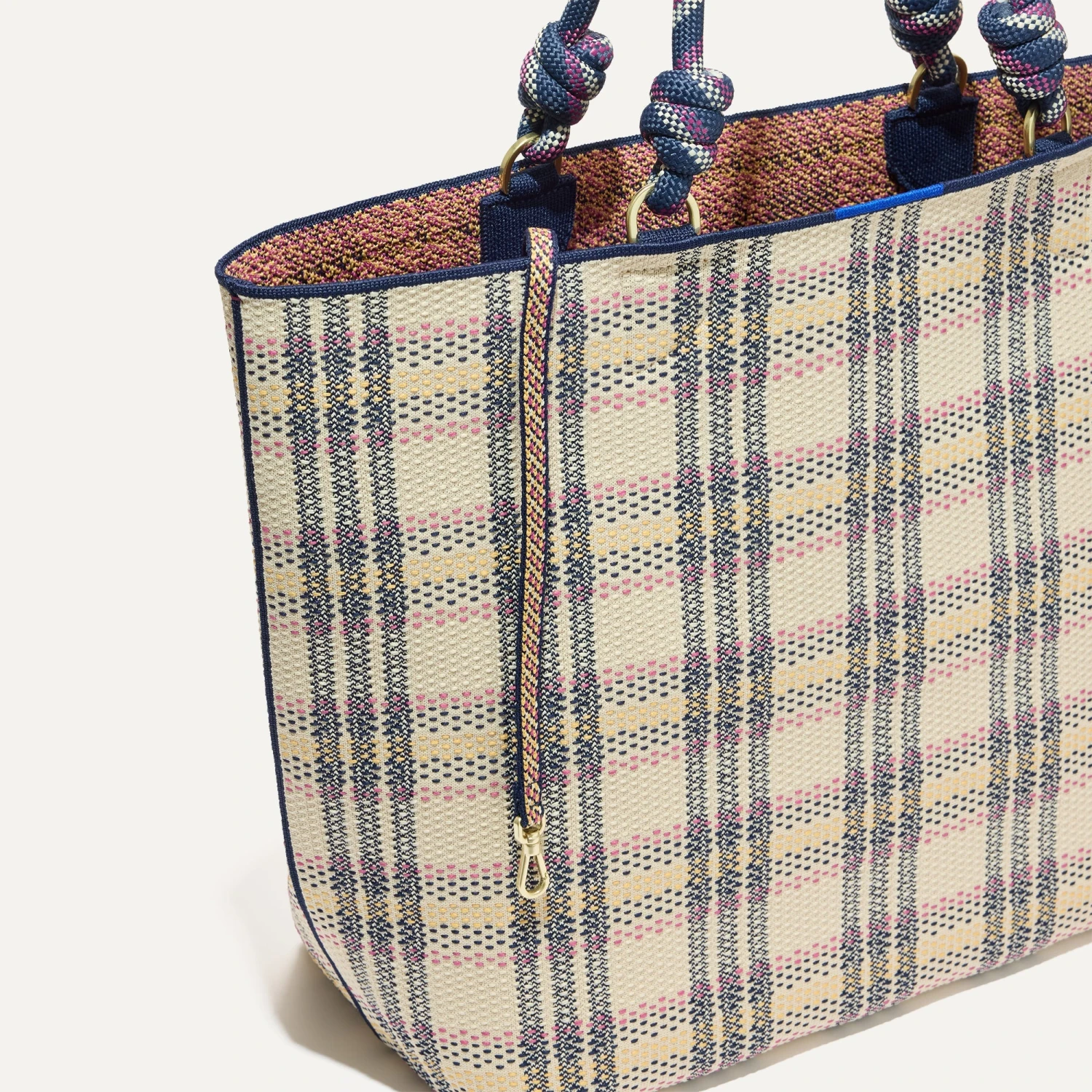 Rothy's The Lightweight Tote - Spring Plaid 6 Rothy's The Lightweight Tote - Spring Plaid - Image 6