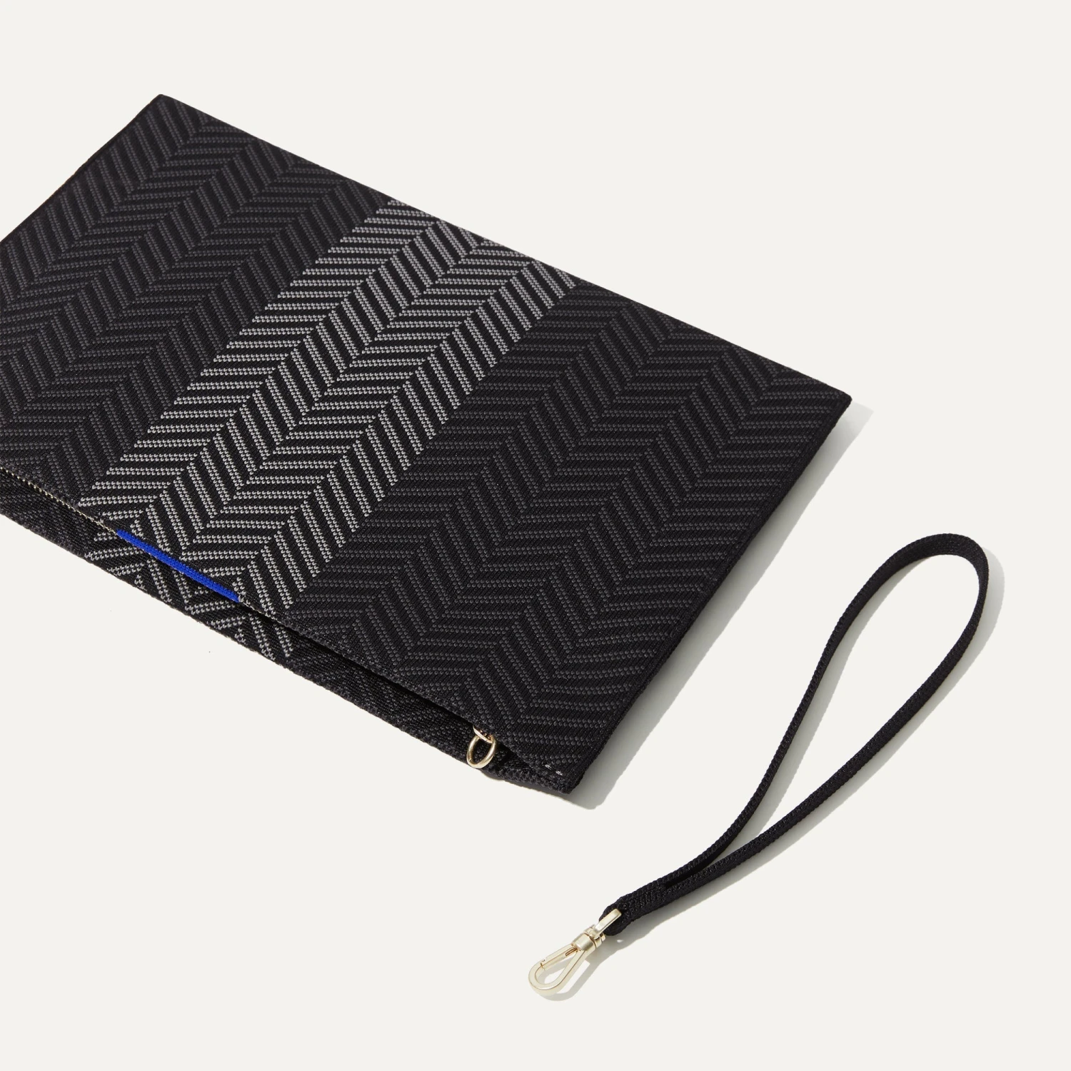 Rothy's The Wristlet - Shadow Black 7 Rothy's The Wristlet - Shadow Black - Image 7