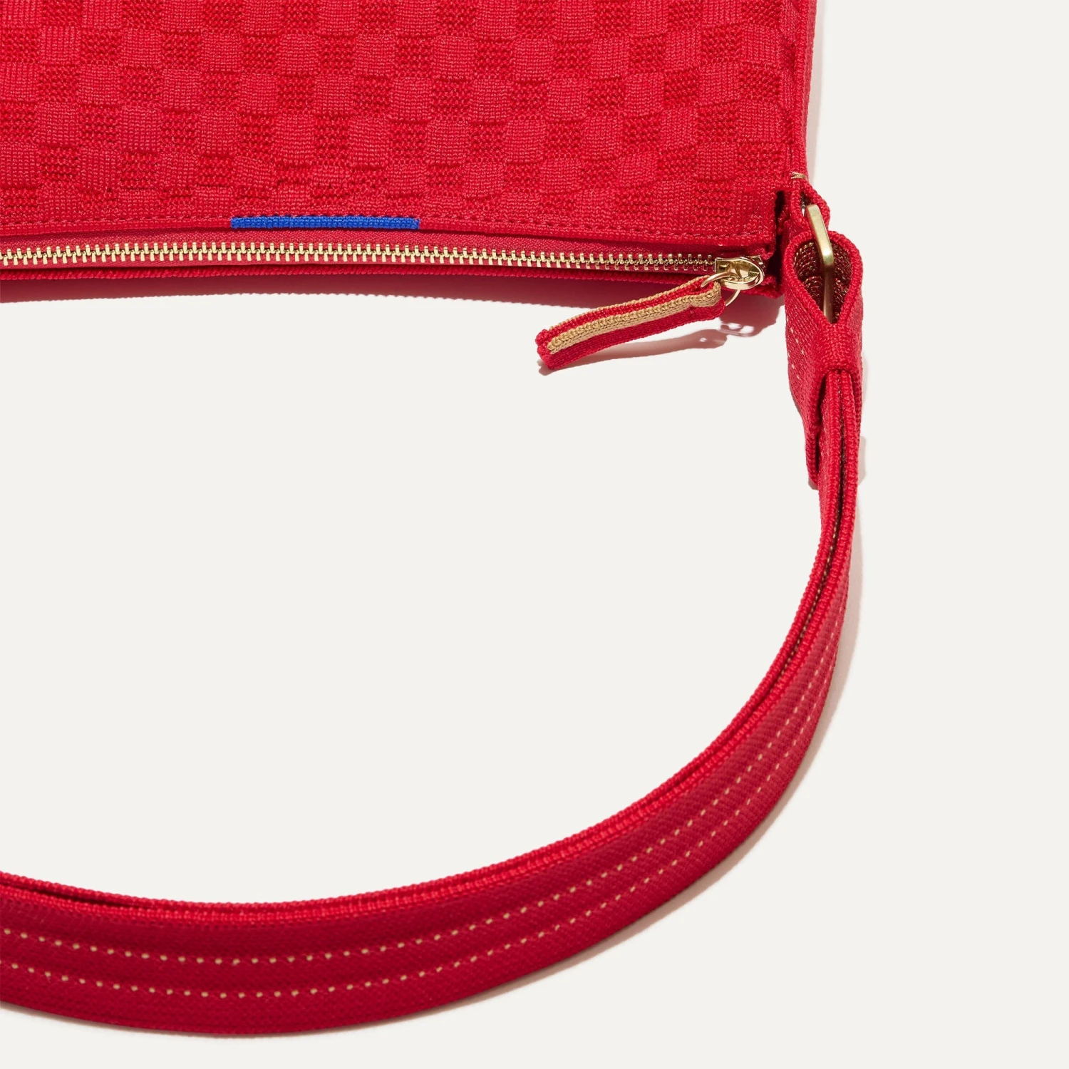 Rothy's The Casual Crossbody - Red Crisp Basketweave 7 Rothy's The Casual Crossbody - Red Crisp Basketweave - Image 7