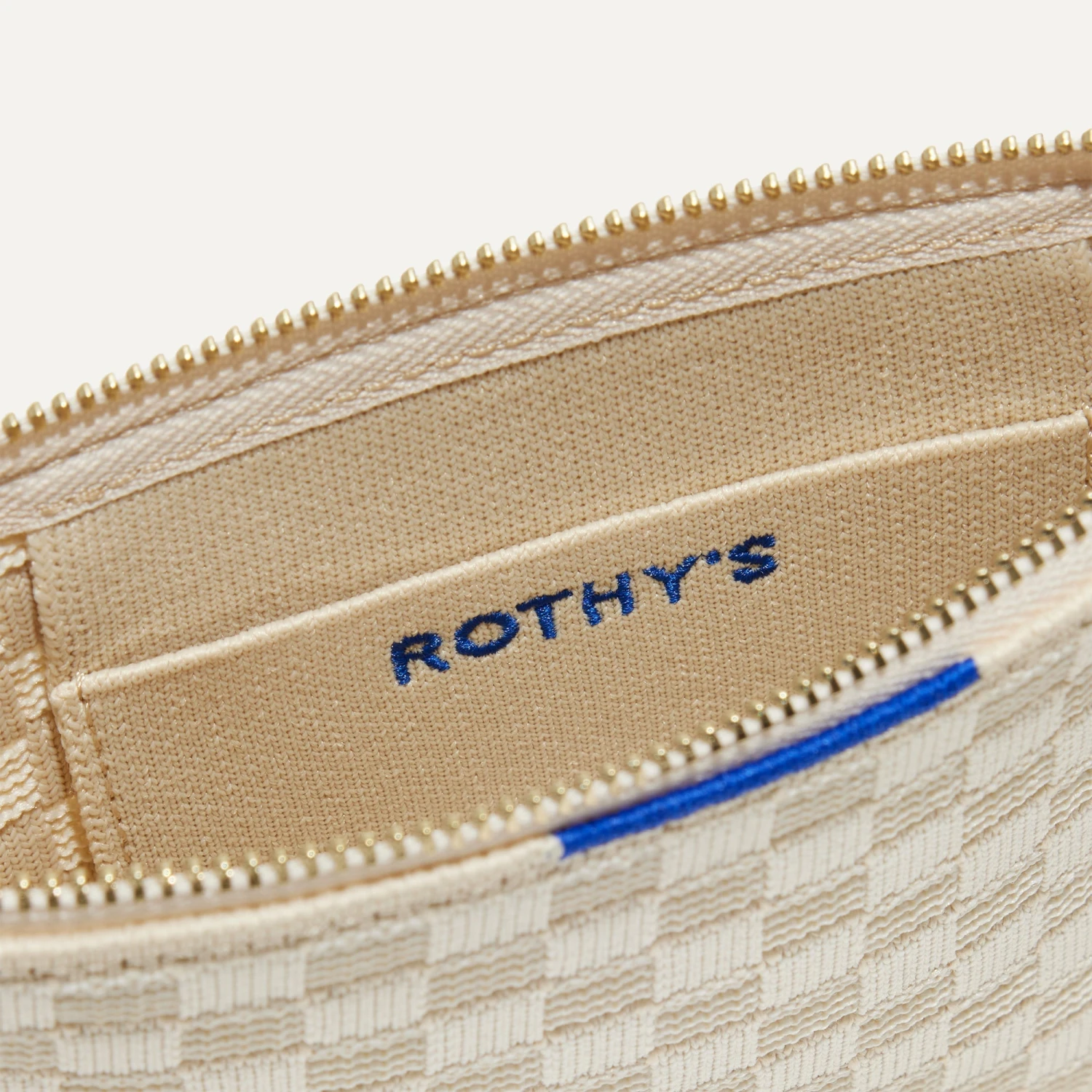 Rothy's The Wallet Wristlet - Vanilla Basketweave 5 Rothy's The Wallet Wristlet - Vanilla Basketweave - Image 5