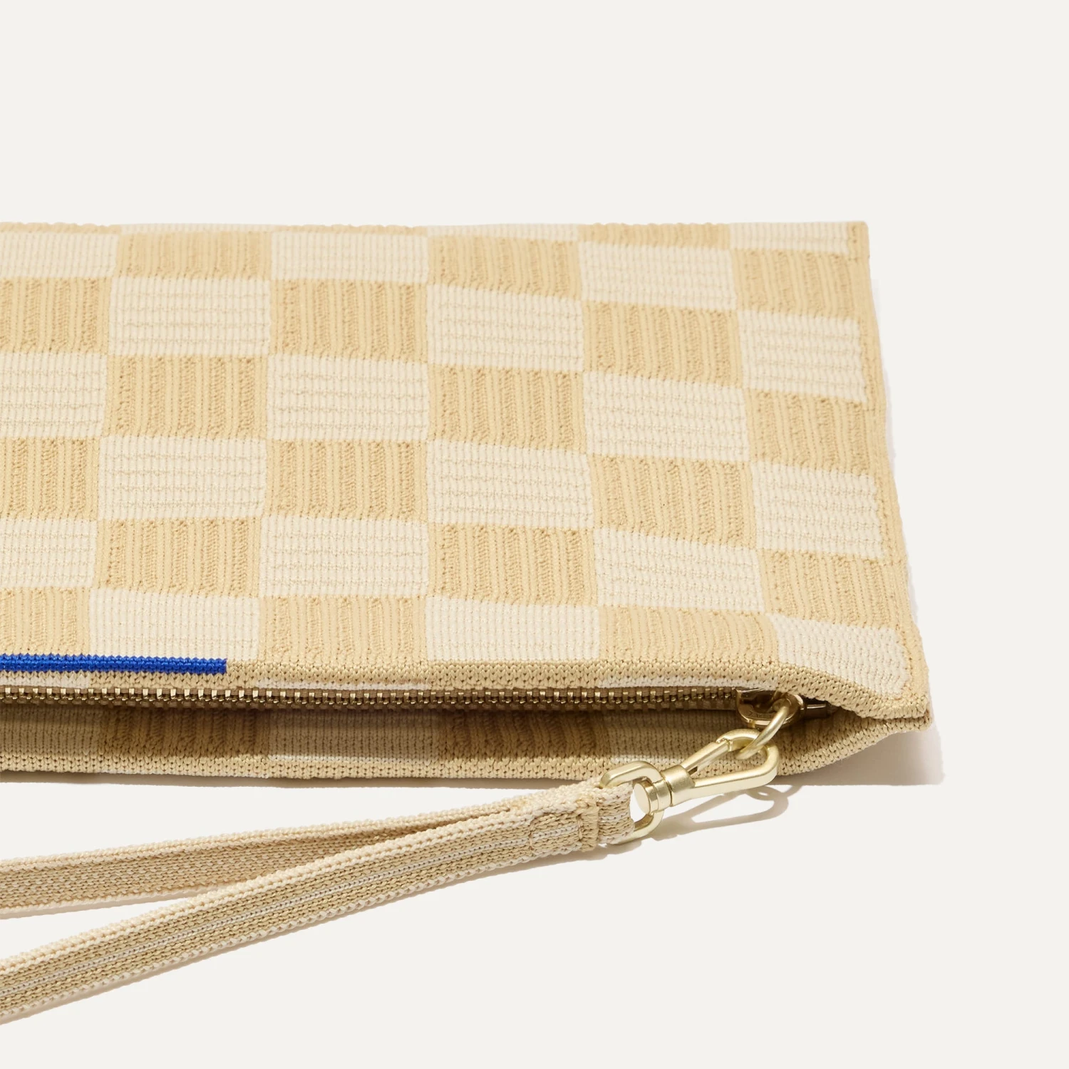 Rothy's The Wristlet - Checker Sand 5 Rothy's The Wristlet - Checker Sand - Image 5