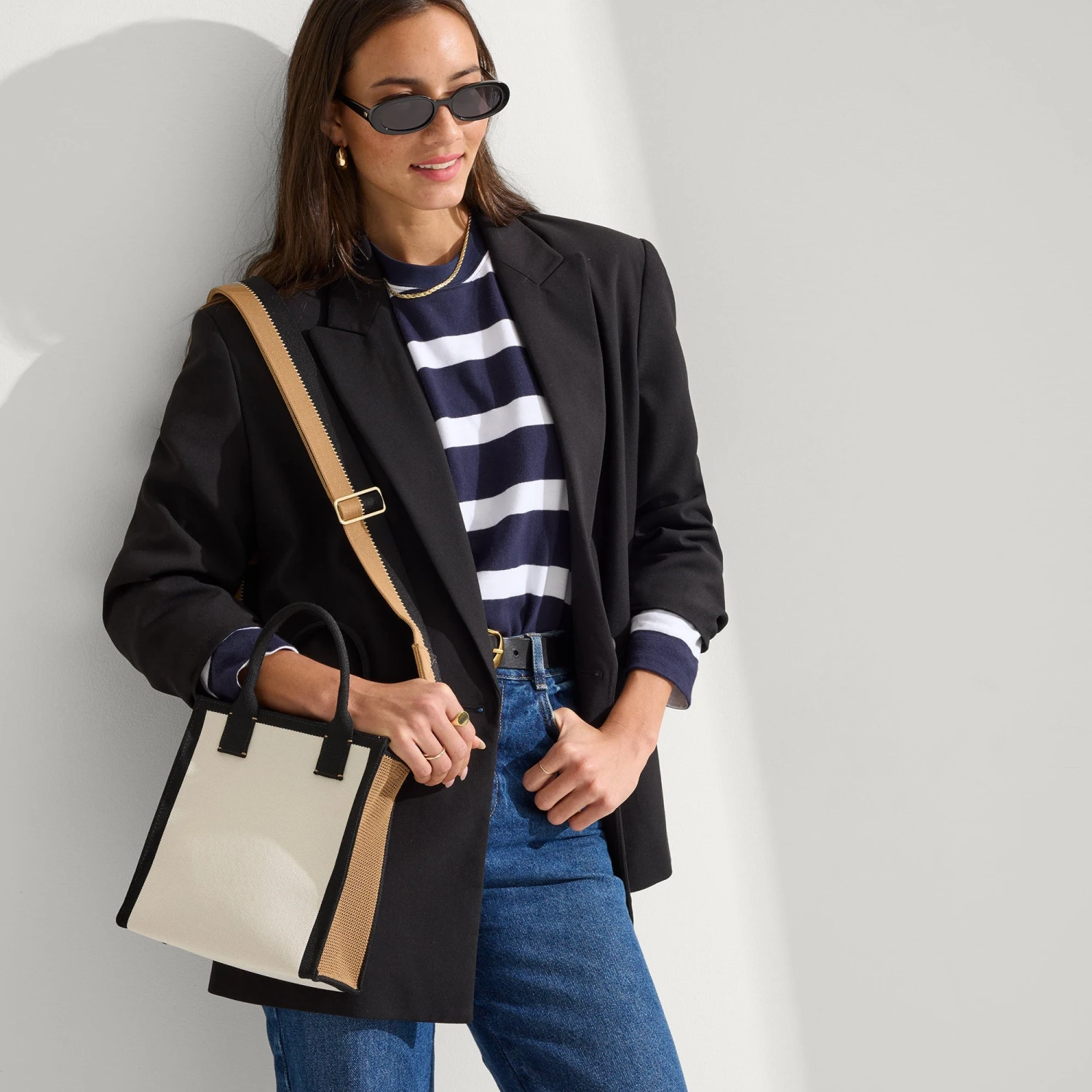 About Us 2 About Us -Vivian Shoes Shop 167 CrossbodyStrap GrandPiano On Figure 1012