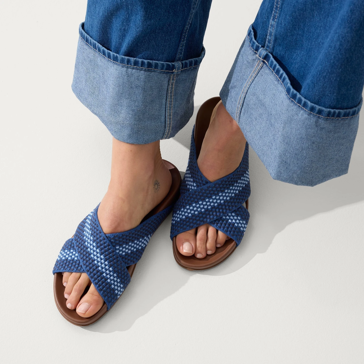 Rothy's The Weekend Slide - Indigo 2 Rothy's The Weekend Slide - Indigo - Image 2