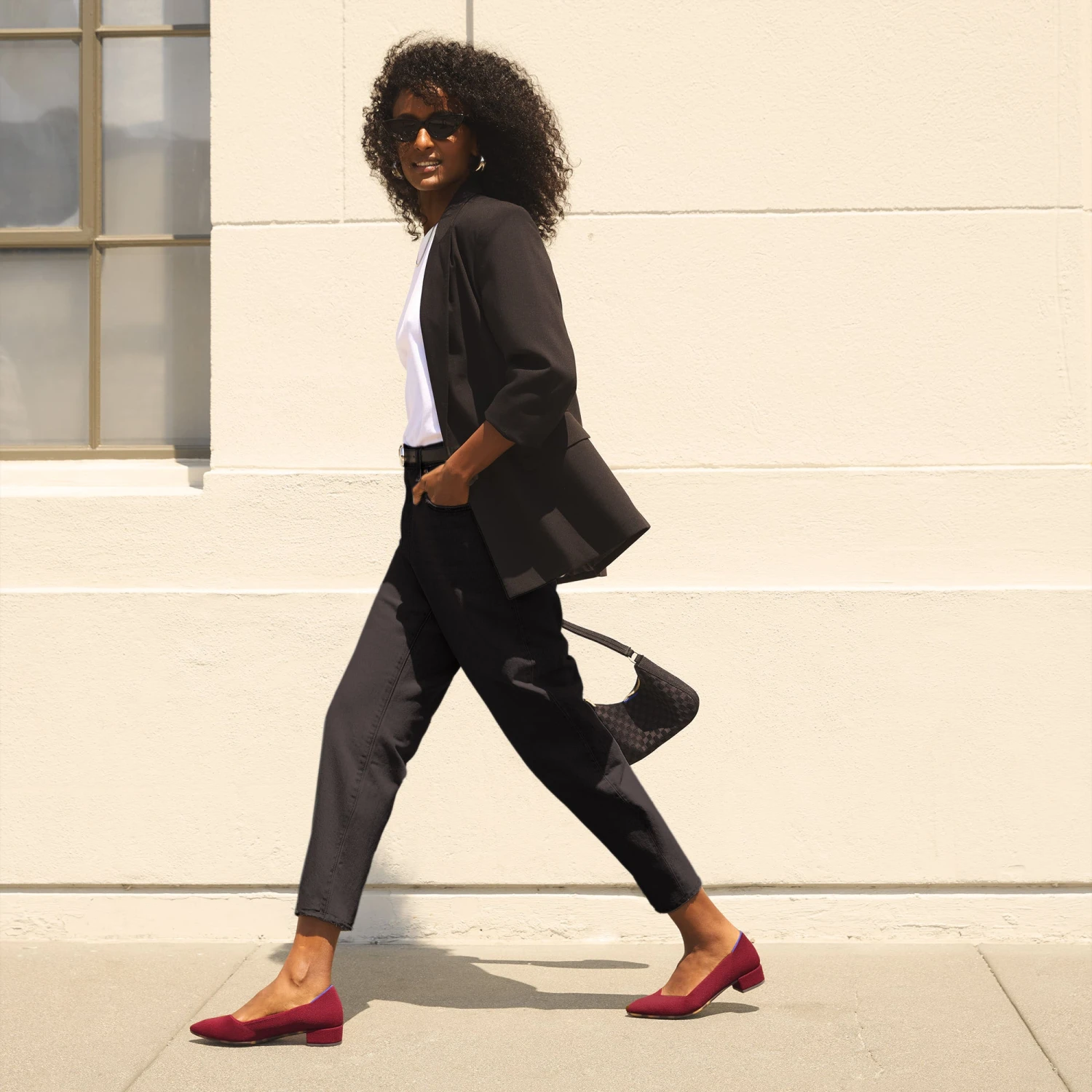 About Us 3 About Us -Vivian Shoes Shop 214 HighPoint AutumnRed On Figure Location 017 de23e285 311f 4e90 9034 d6442c2cac02